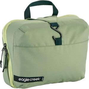 eagle creek Pack-It Reveal Hanging Toiletry Kit